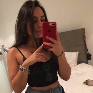 Meet your Posher, Brenda